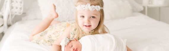 Baby Hazel – Family Newborn Photography | Studio Session